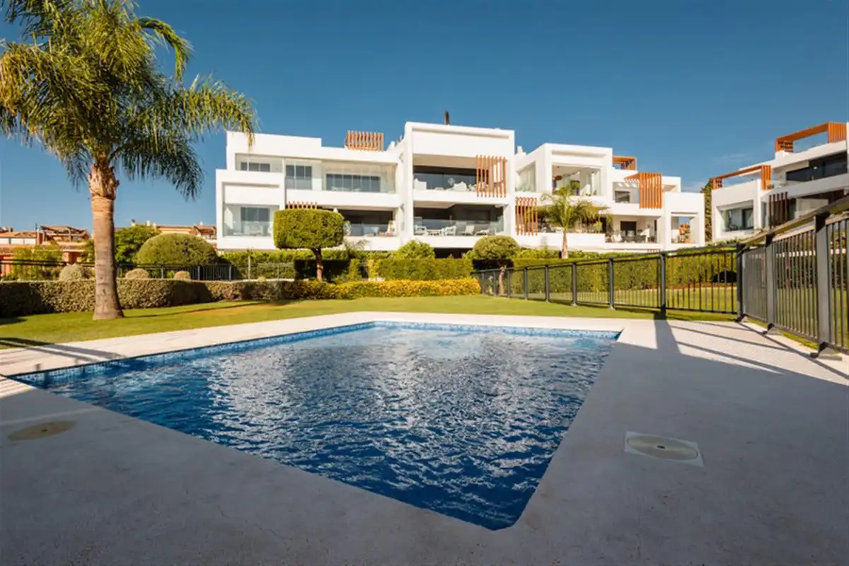 Jardí de Àtic en venda en Estepona amb Aire condicionat, Terrassa i Moblat