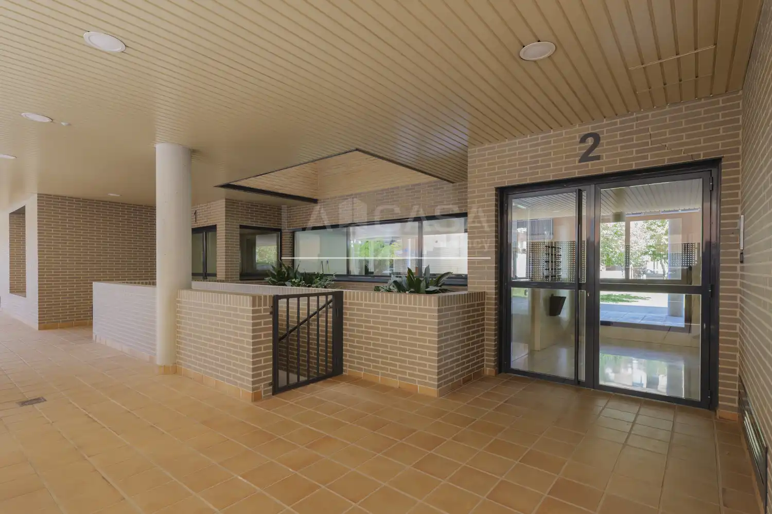 Piso en venta en Fuenlabrada con Calefacción, Terraza y Trastero