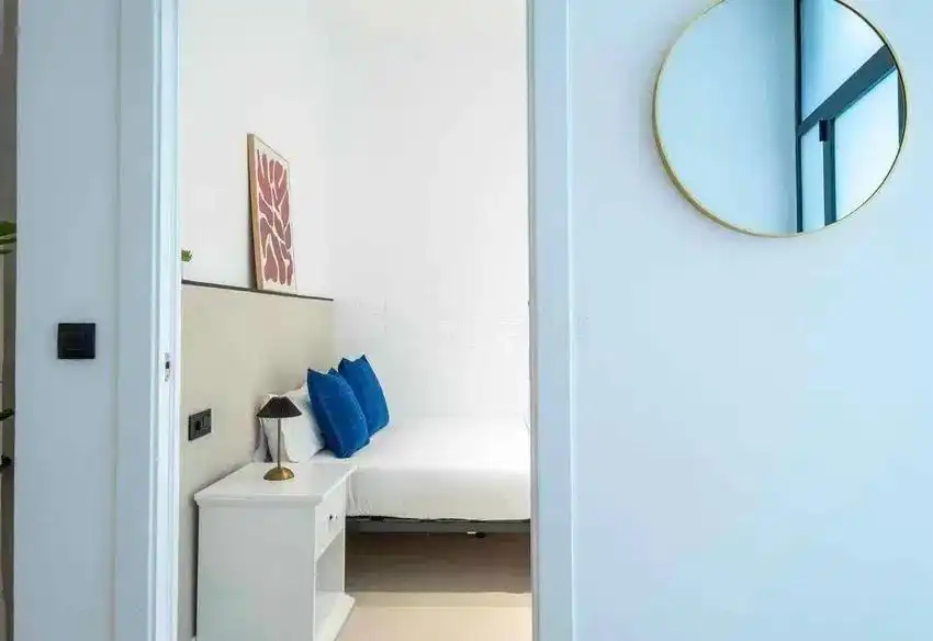 Habitación de Planta baja en venta en Valencia con Aire acondicionado y Amueblado