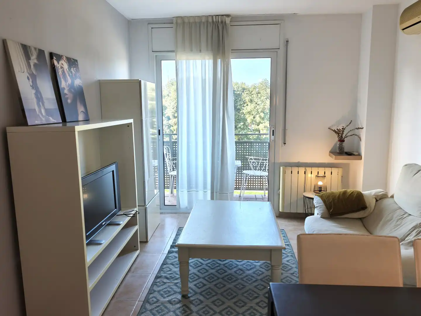 Sala d'estar de Pis en venda en Girona amb Calefacció i Terrassa