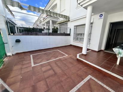 Jardí de Casa adosada en venda en El Portil amb Piscina comunitària