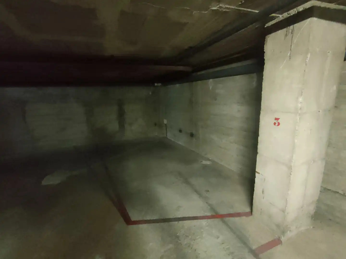 Parking of Garage for rent in Girona