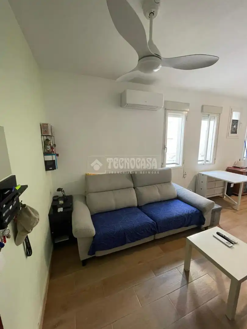Sala de estar de Piso en venta en Madrid con Calefacción y Parquet