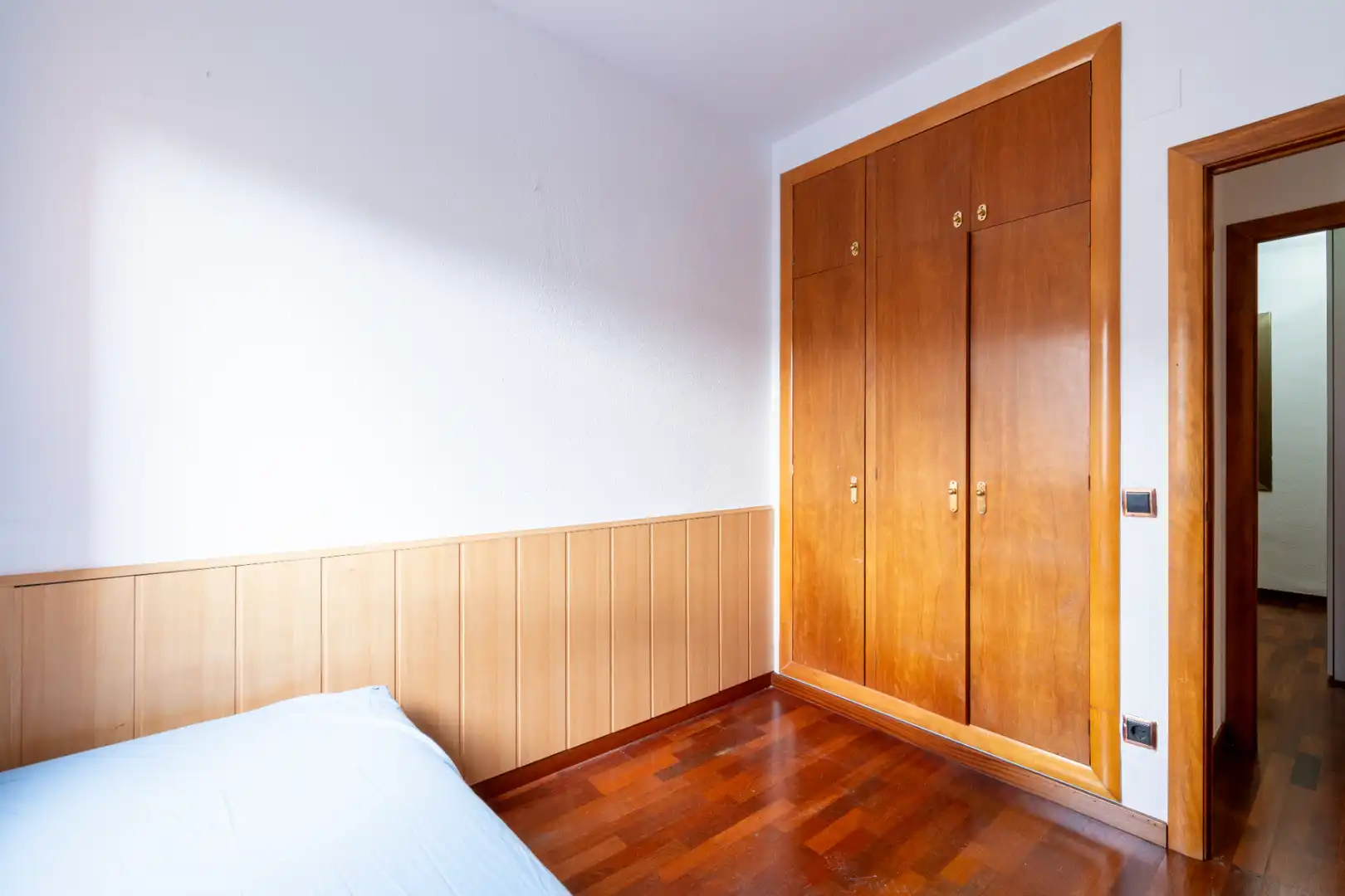 Bedroom of Flat for sale in Gràcia