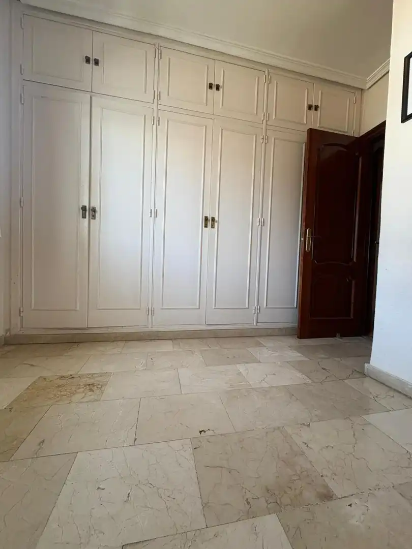 Houses for sale in Algeciras  with Air Conditioner, Private garden and Terrace