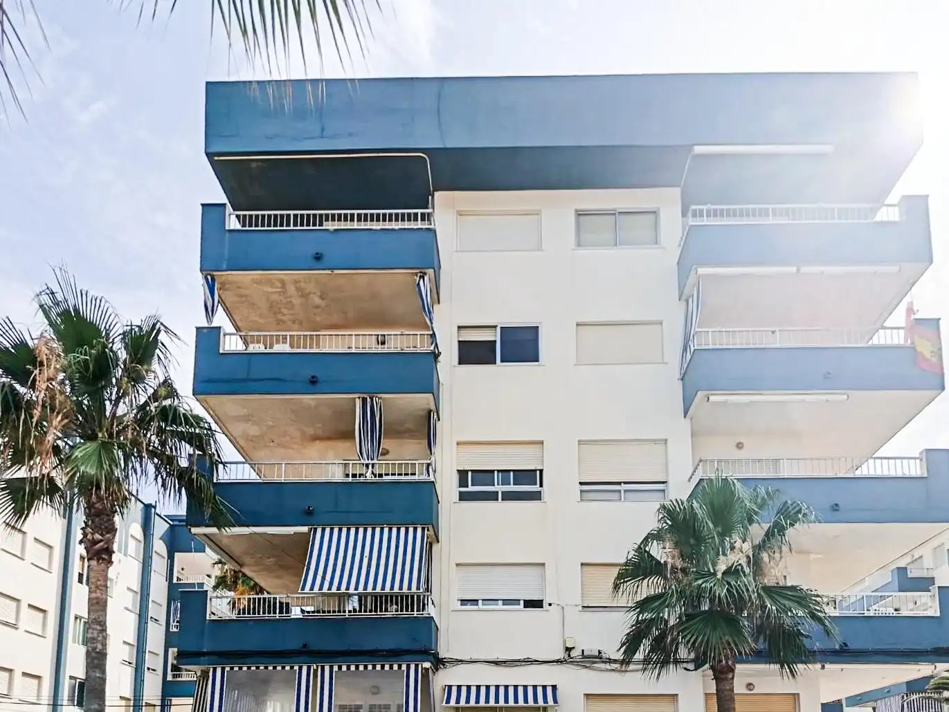 Vista exterior de Apartament en venda en Miramar amb Terrassa, Moblat i Piscina comunitària