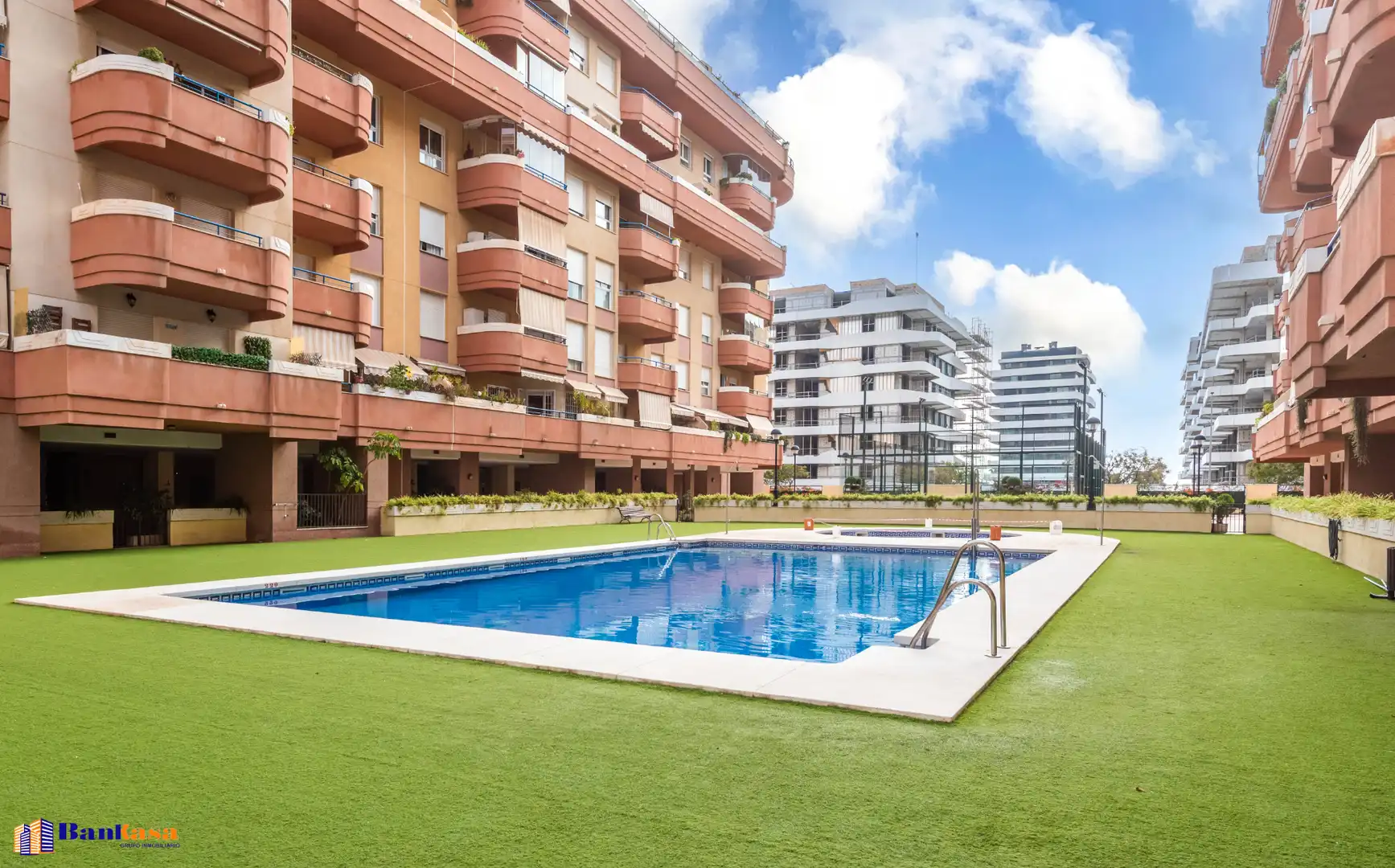 Wohnung mit Pool zur Miete in Calle del Jalón