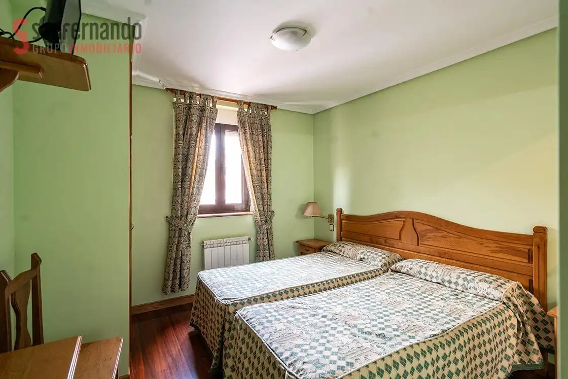 Habitación de Casa o chalet en venta en Reocín con Aire acondicionado y Calefacción