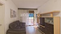 Living room of Flat for sale in Sant Vicenç Dels Horts  with Air Conditioner, Terrace and Balcony