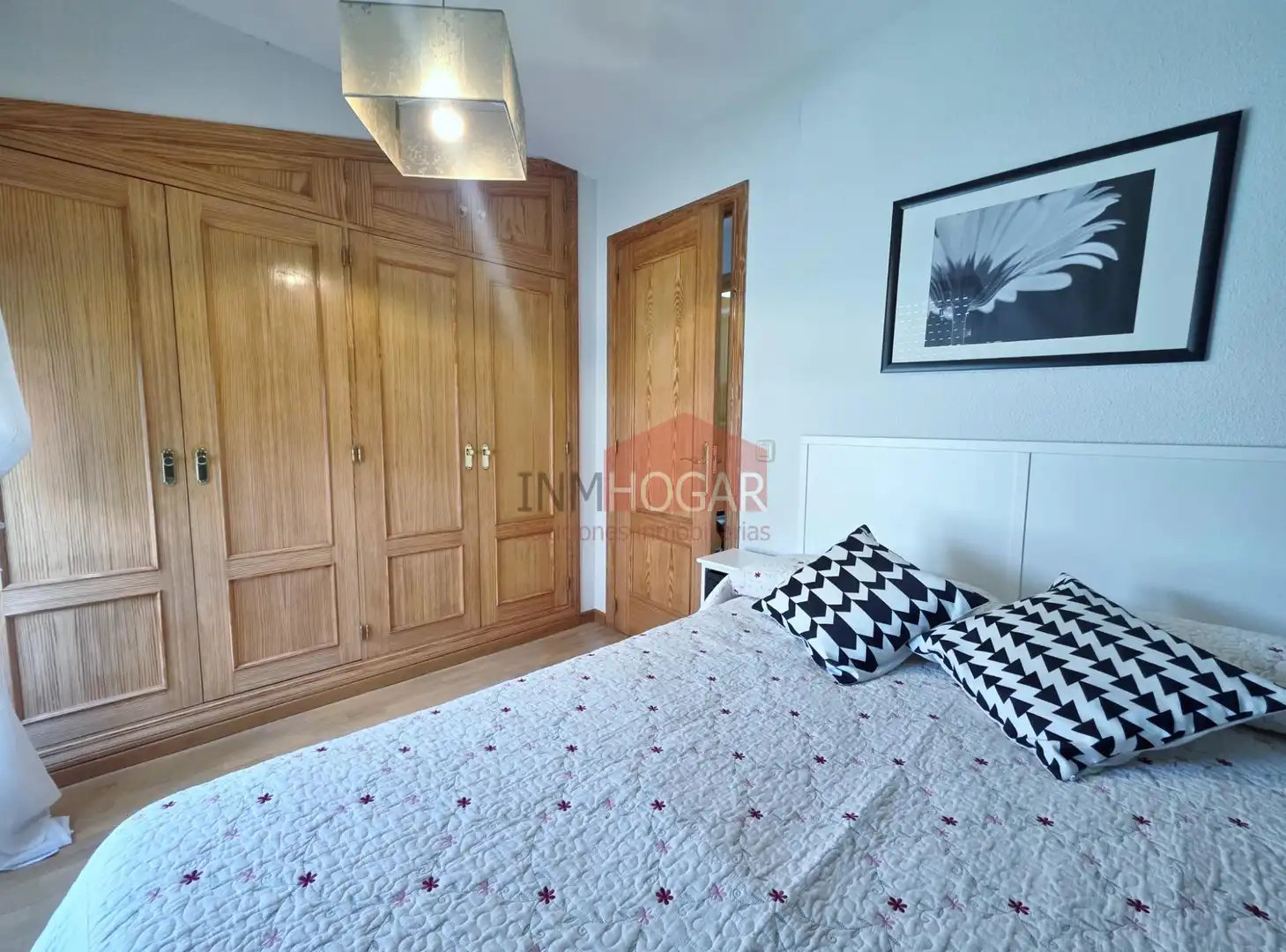 Habitación de Piso en venta en Ávila con Calefacción, Parquet y Trastero