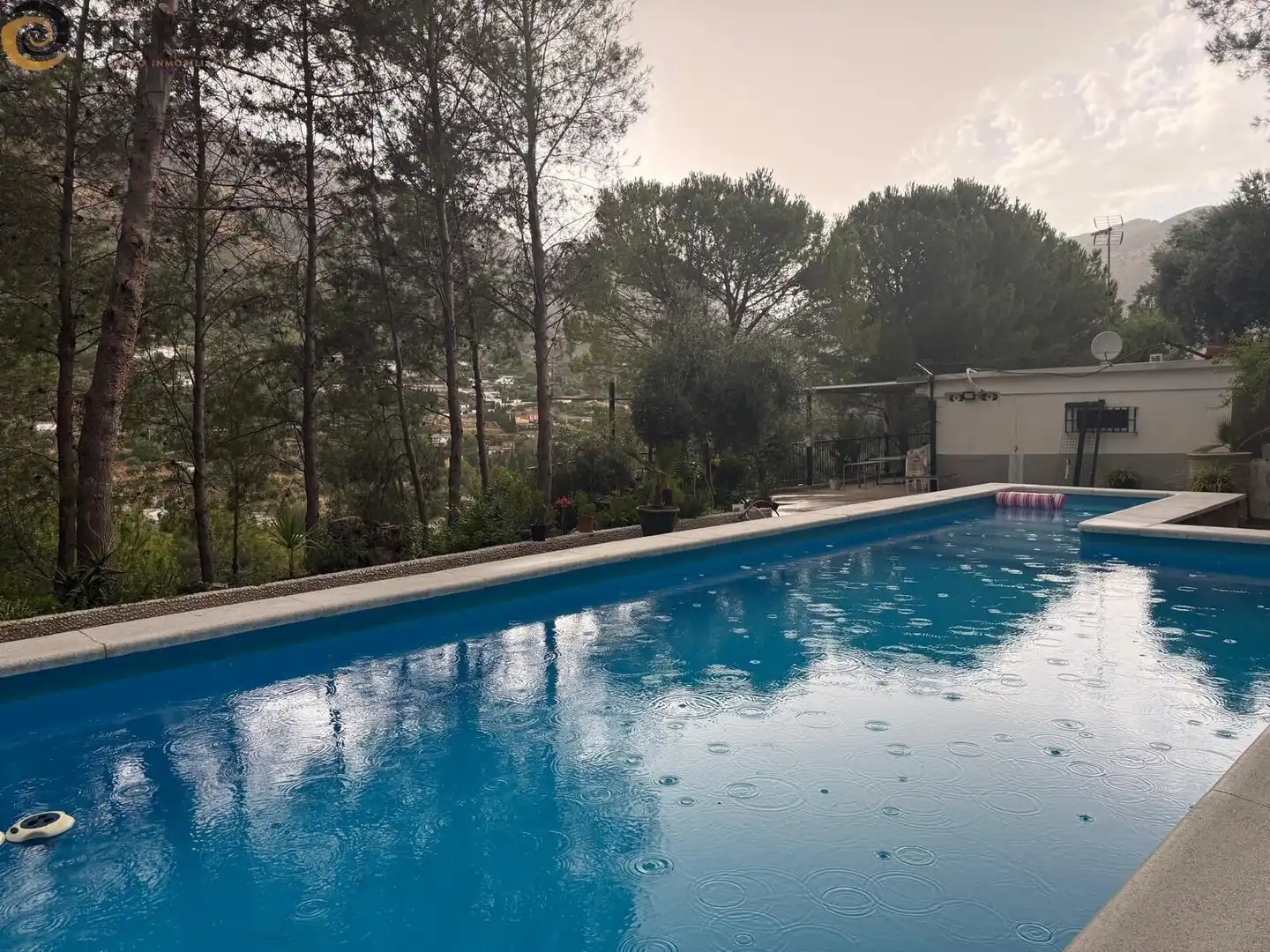 Piscina de Casa o chalet en venta en Jaén con Jardín privado y Piscina