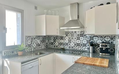 Kitchen of Single-family semi-detached for sale in Estepona  with Terrace