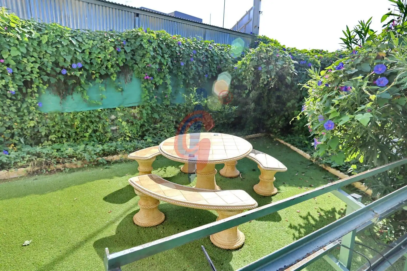 Terrasse von Fabrikhallen zum Verkauf in Daya Nueva