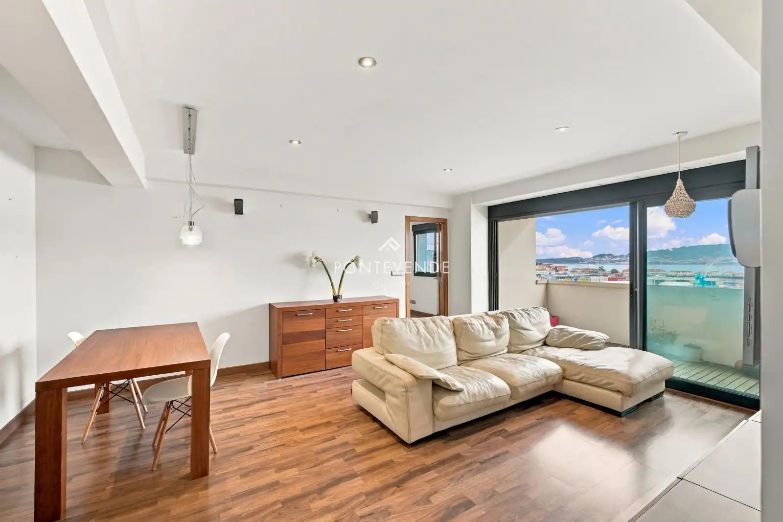Living room of Flat for sale in Marín, Pontevedra