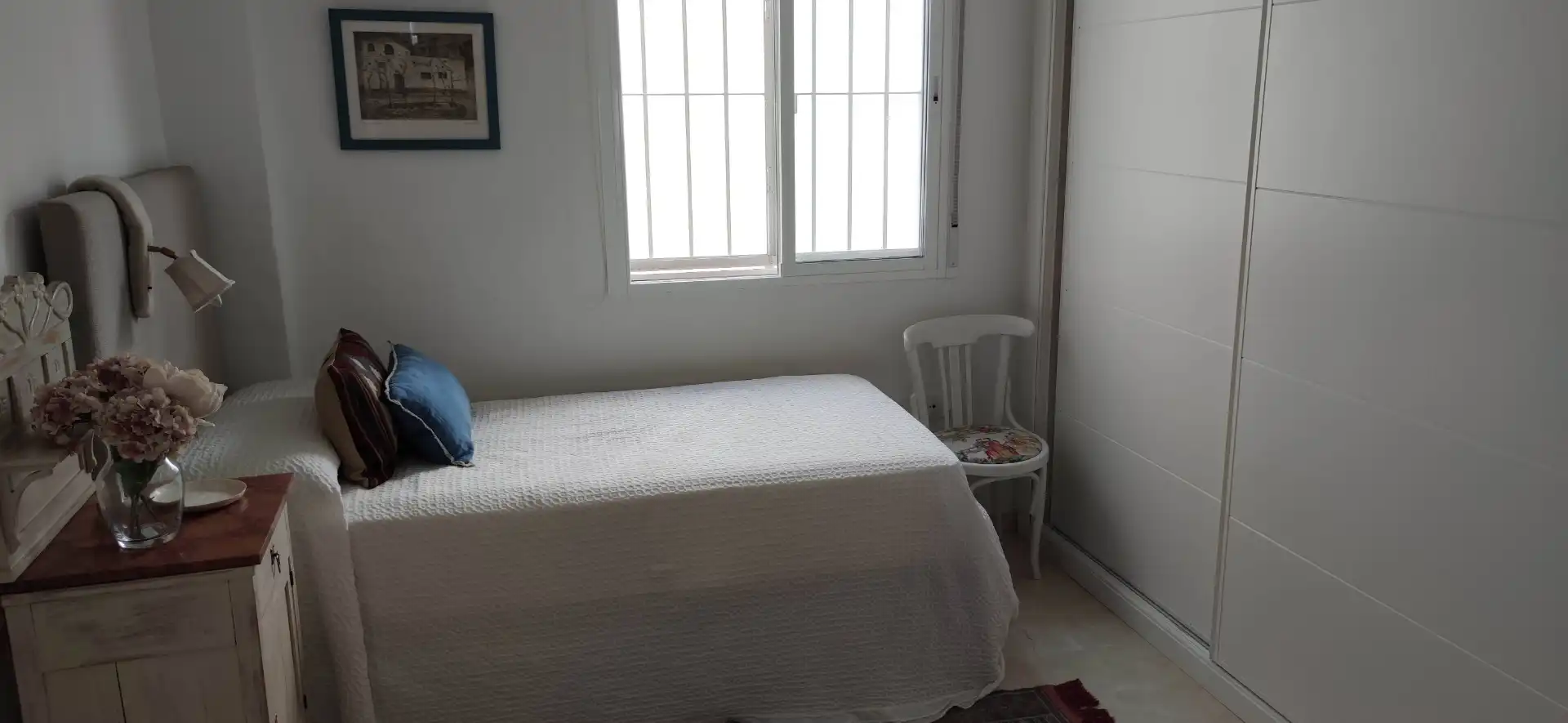 Habitación de Piso en venta en Sevilla con Aire acondicionado y Amueblado
