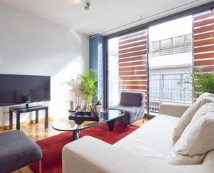 Sala d'estar de Apartament de lloguer en  Barcelona Capital amb Aire condicionat, Calefacció i Moblat