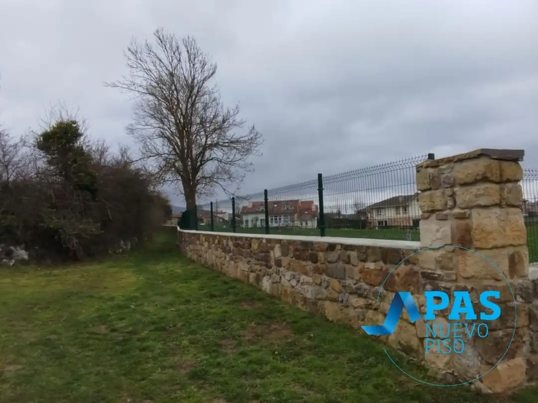 Residencial en venda en Valdáliga