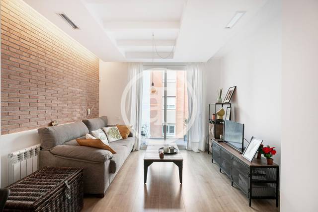 Piso en Alquiler en C/ de l'Encarnació en El Camp d'en Grassot i Gràcia Nova