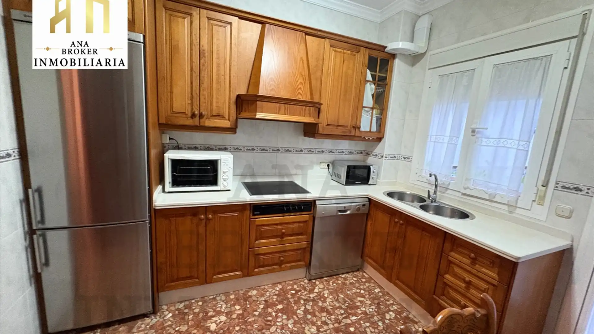 Piso en venta en Calle Almendra, Casco Histórico