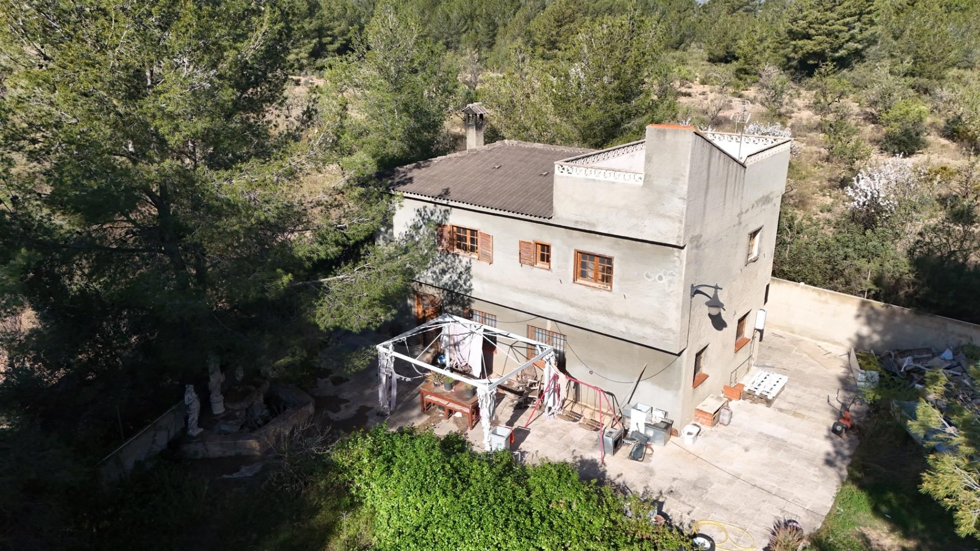 Exterior view of Houses for sale in Llíria  with Private garden, Swimming Pool and Furnished