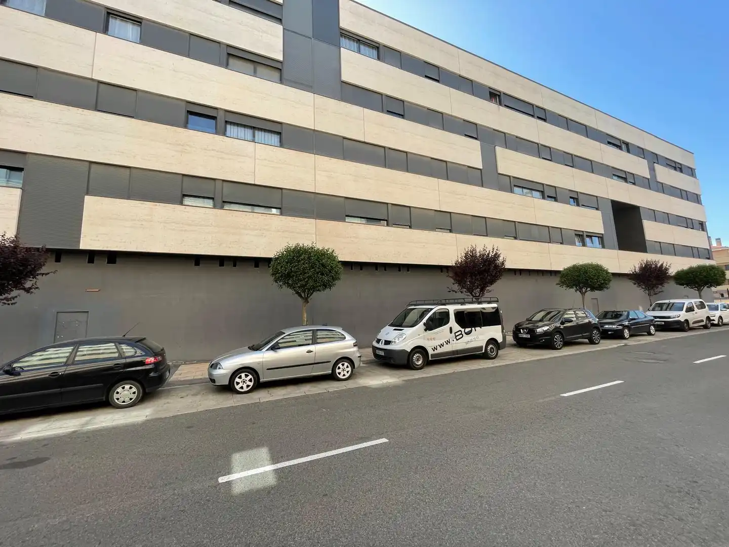 Locale commerciale in vendita a Calle D.Antonio Larrea 13, imagen 3