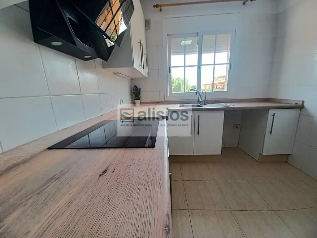 Cocina de Casa adosada en venta en San Isidro