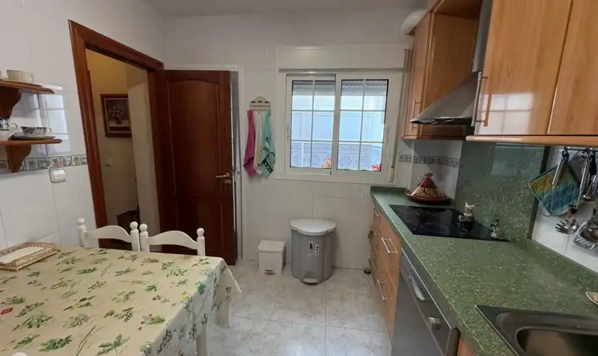 Cuina de Casa adosada en venda en Níjar amb Aire condicionat i Moblat
