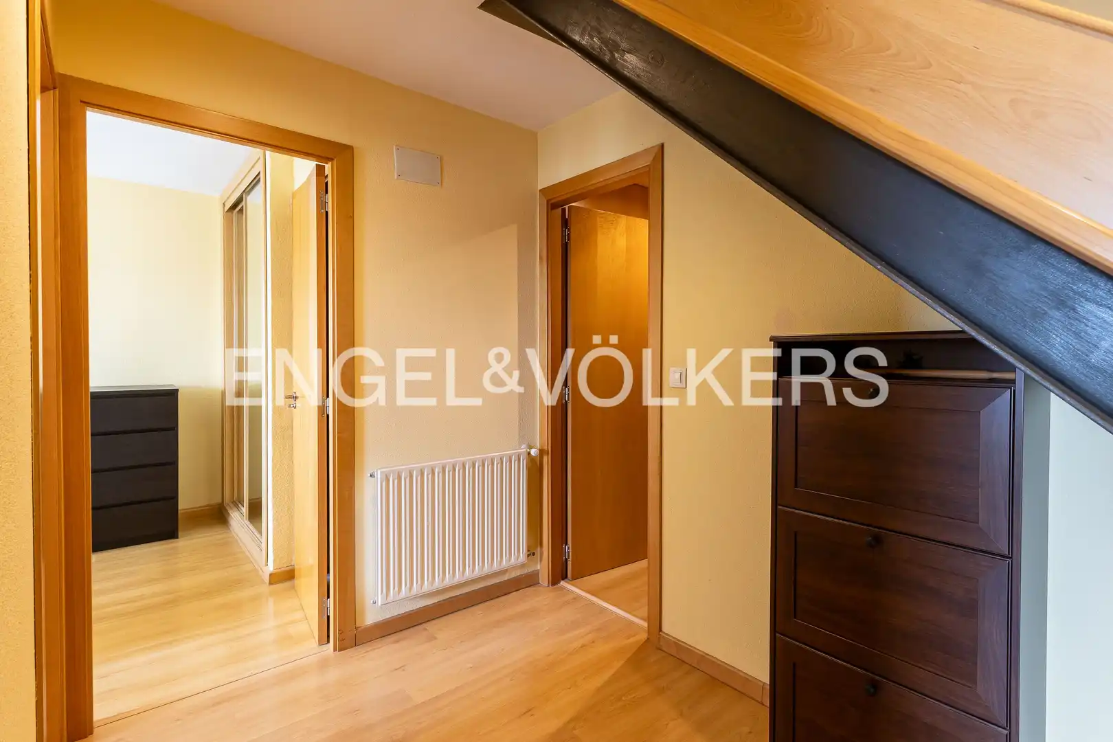 Piso en venta en Madrid con Calefacción, Trastero y Piscina