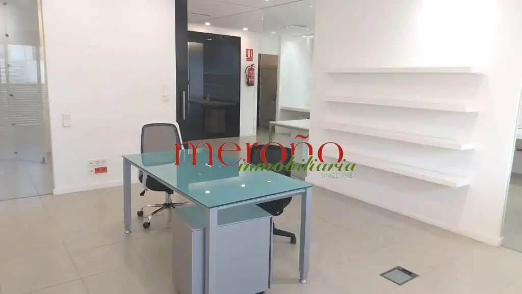 Oficina de lloguer a Torrellano, imagen 17