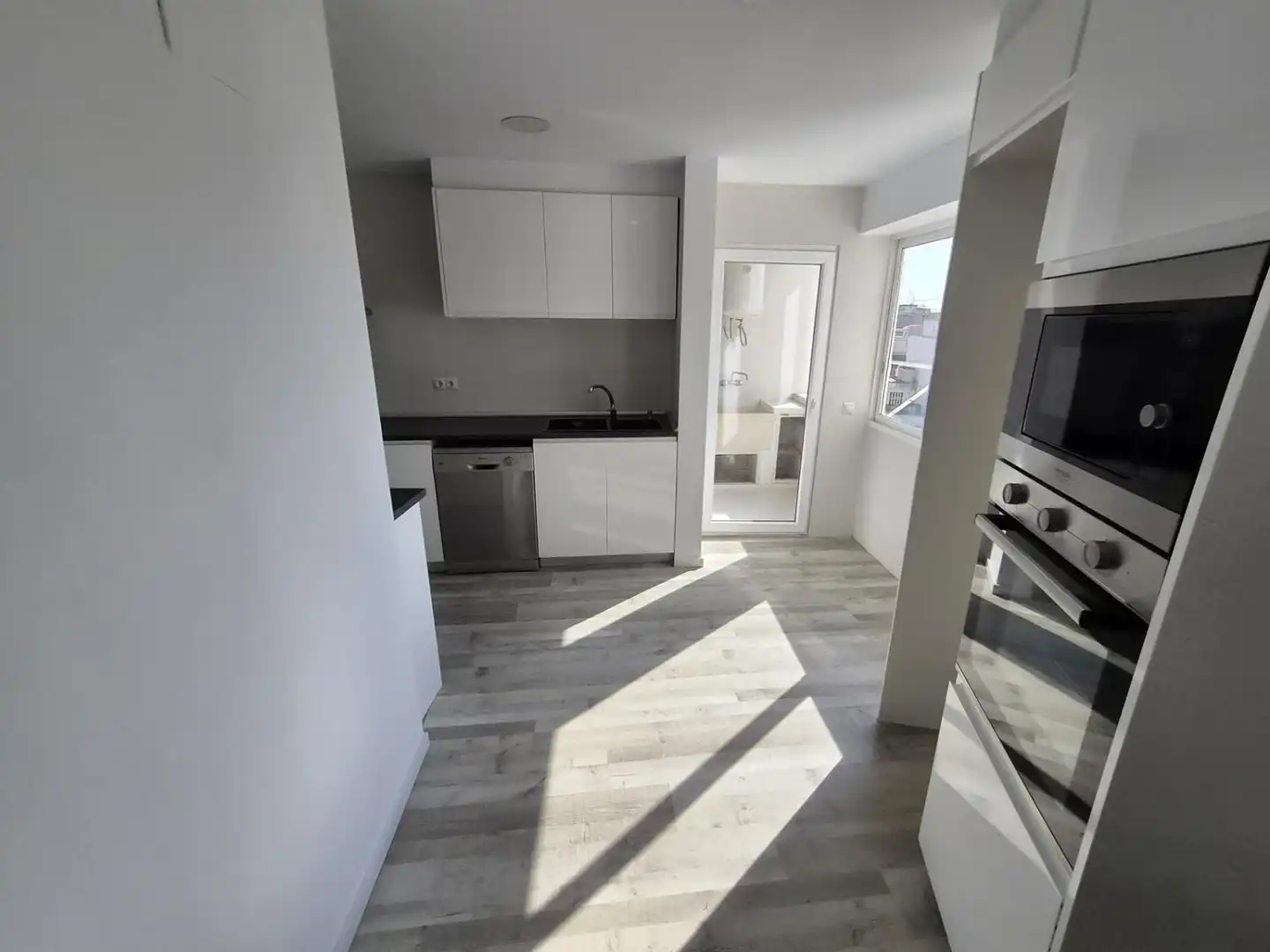 Cuina de Pis de lloguer en Vila-real amb Parquet i Terrassa