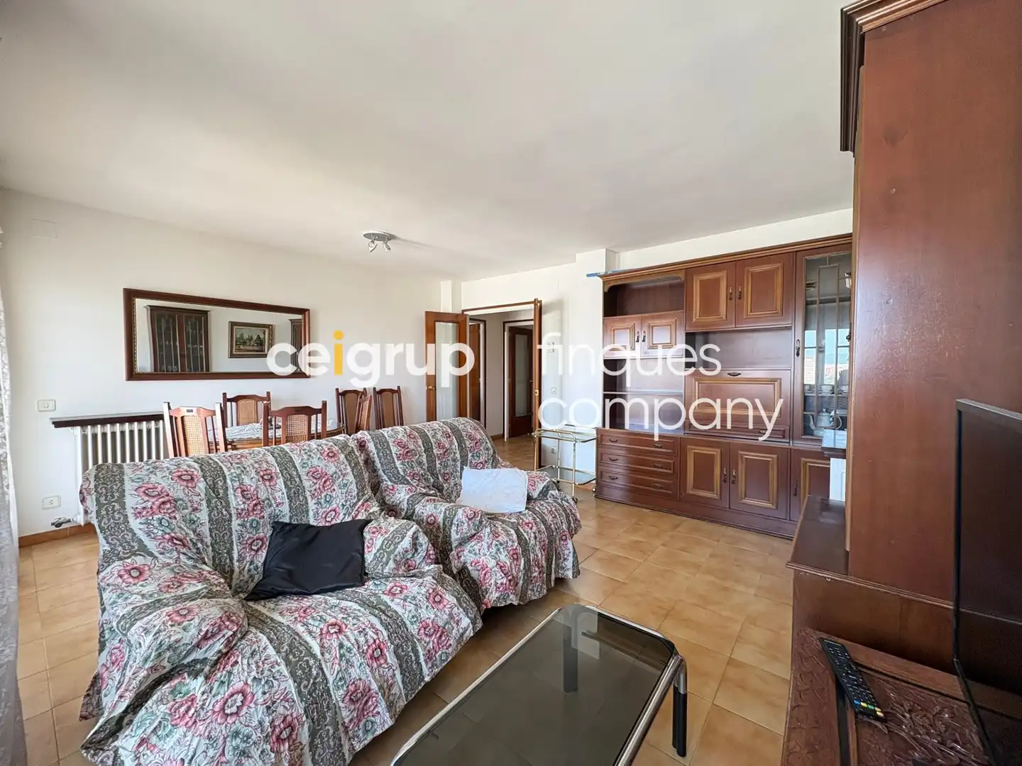 Living room of Flat for rent in Girona  with Heating and Furnished