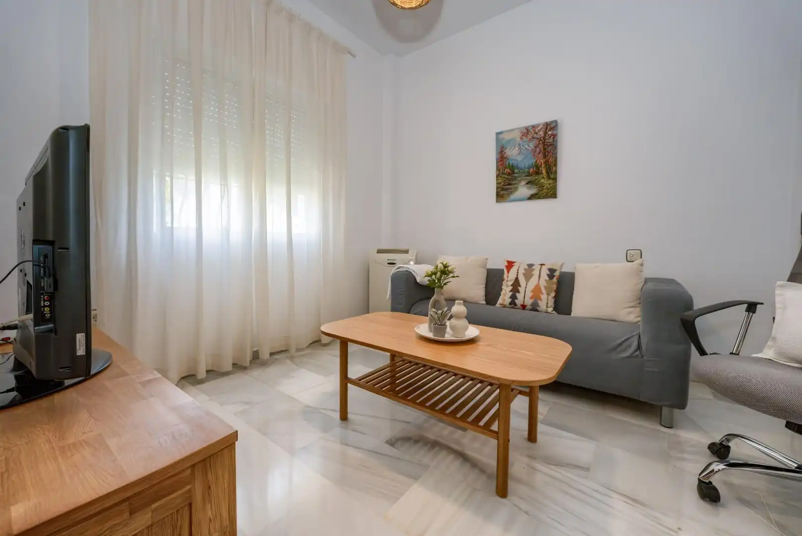 Living room of Houses for sale in Tomares  with Air Conditioner, Heating and Private garden