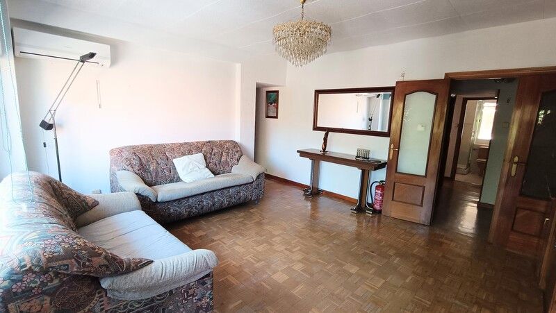 Sala d'estar de Pis en venda en  Madrid Capital amb Aire condicionat, Calefacció i Terrassa