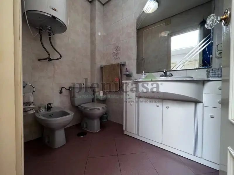 Bany de Casa o xalet en venda en Punta Umbría amb Aire condicionat, Calefacció i Jardí privat