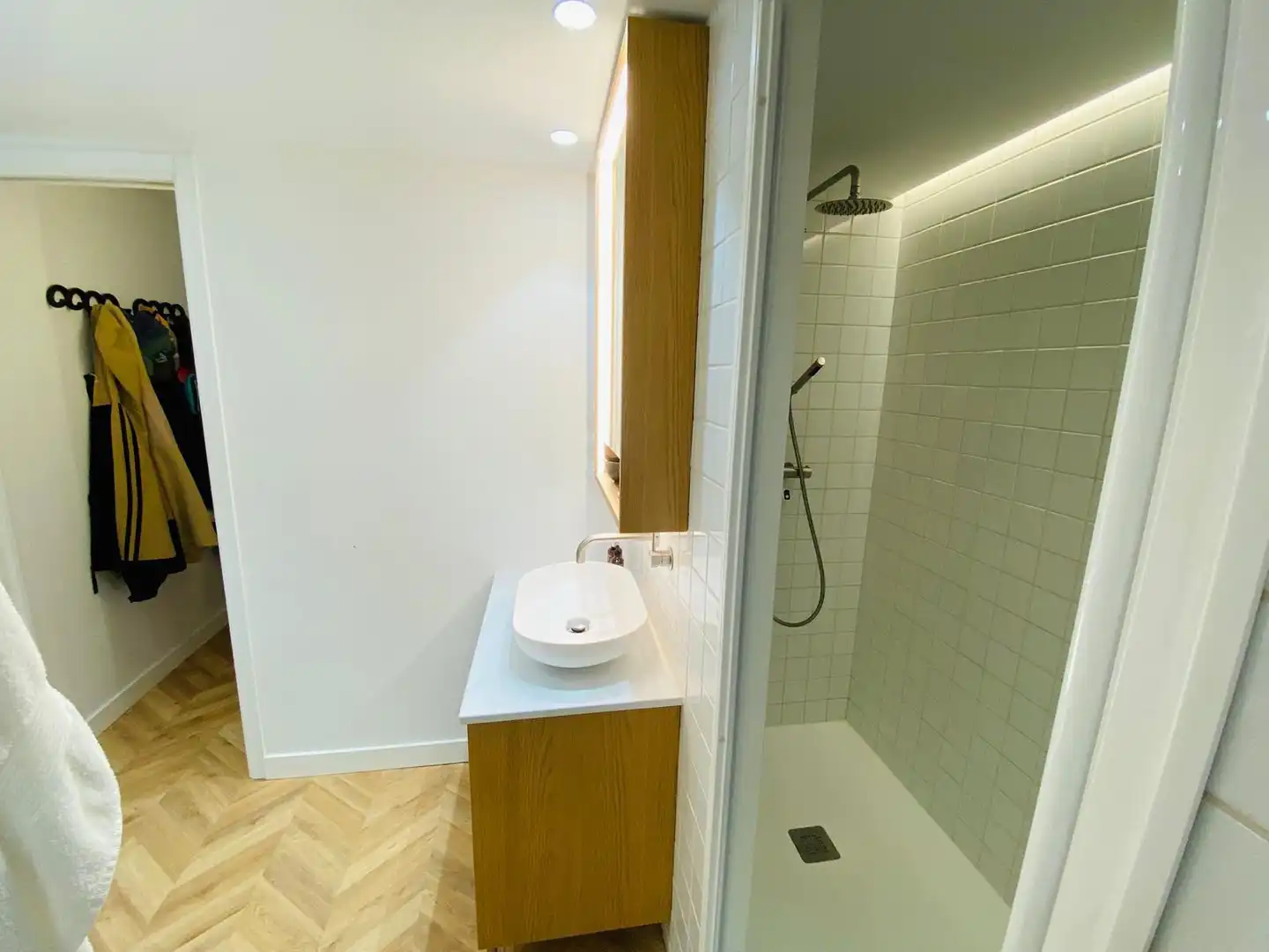 Baño de Apartamento de alquiler en Castro-Urdiales con Amueblado