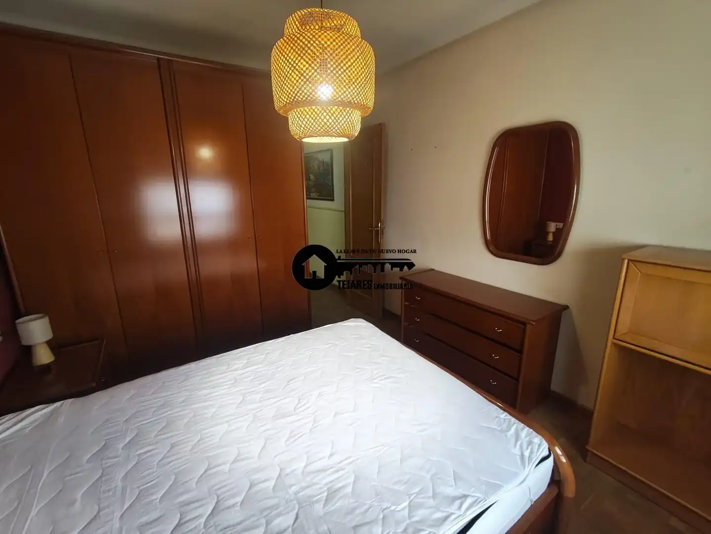 Bedroom of Flat for rent in Albacete  with Heating, Parquet flooring and Balcony