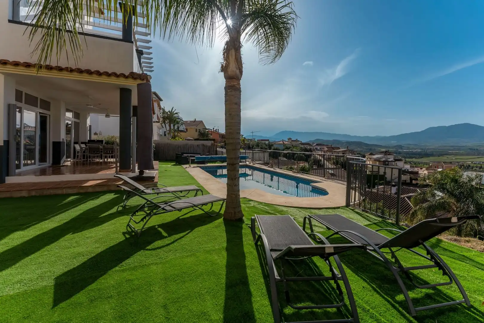 Terrace of Houses for sale in Coín  with Swimming Pool