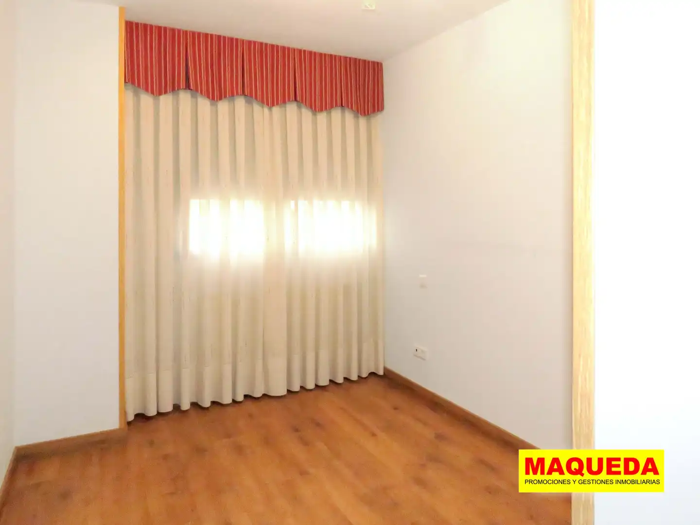 Wohnung zur Miete in Travesía Fuente Cisneros, Parque Oeste - Fuente Cisneros