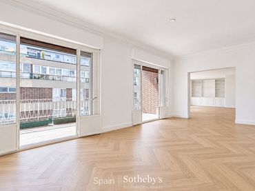 Apartament amb ascensor en venda a Calle de Don Ramón de la Cruz