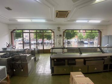 Local comercial de lloguer a Basurto - Zorroza
