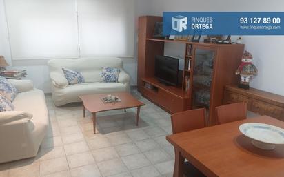 Living room of Single-family semi-detached for sale in Parets del Vallès  with Heating