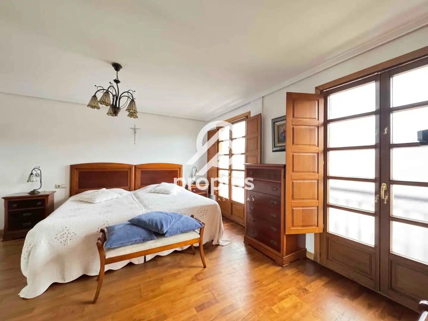 Habitación de Piso en venta en Llanes con Calefacción, Parquet y Trastero