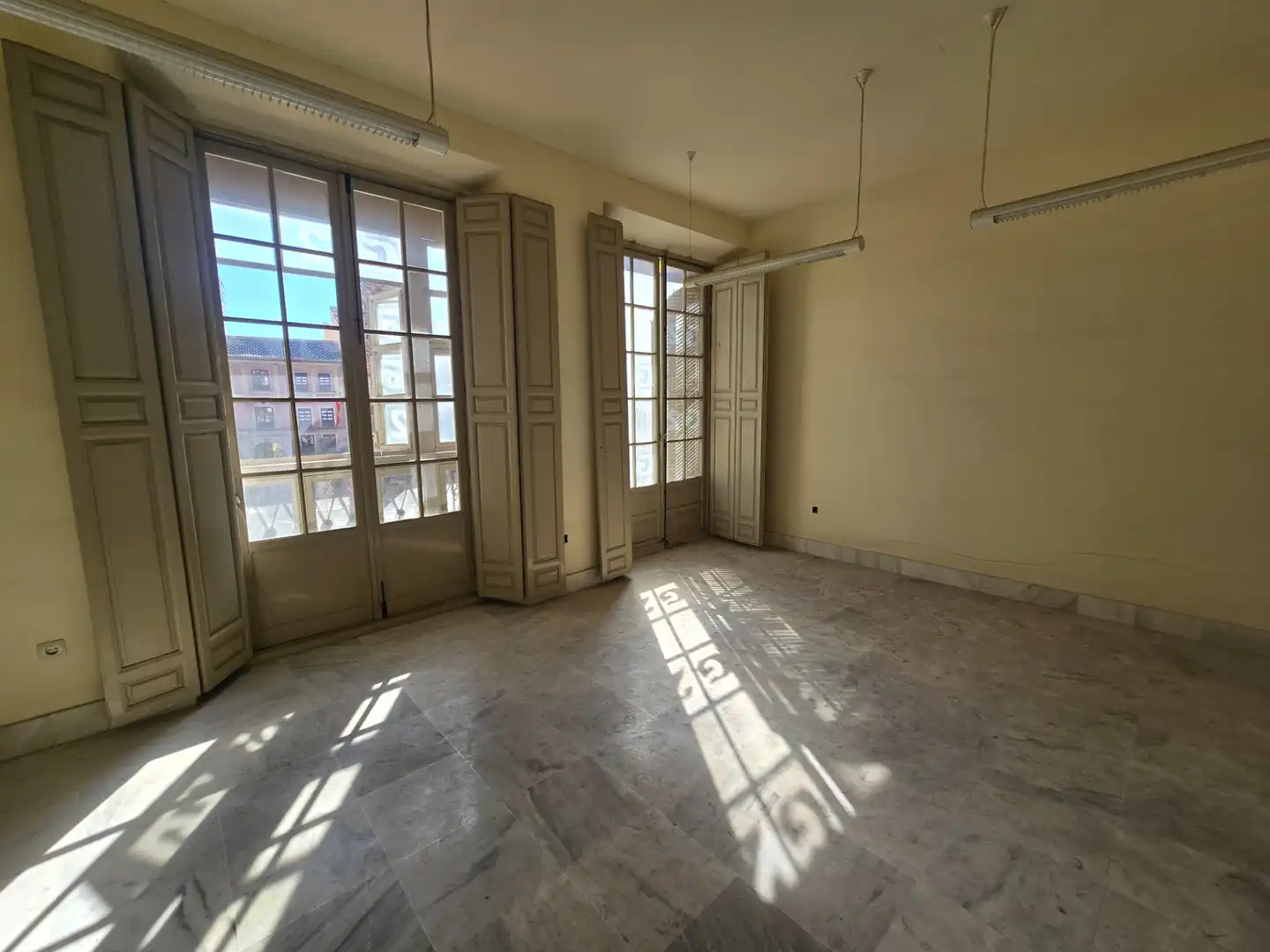 Mini appartamento con terrazza in vendita a Plaza de la Constitución 1, imagen 6