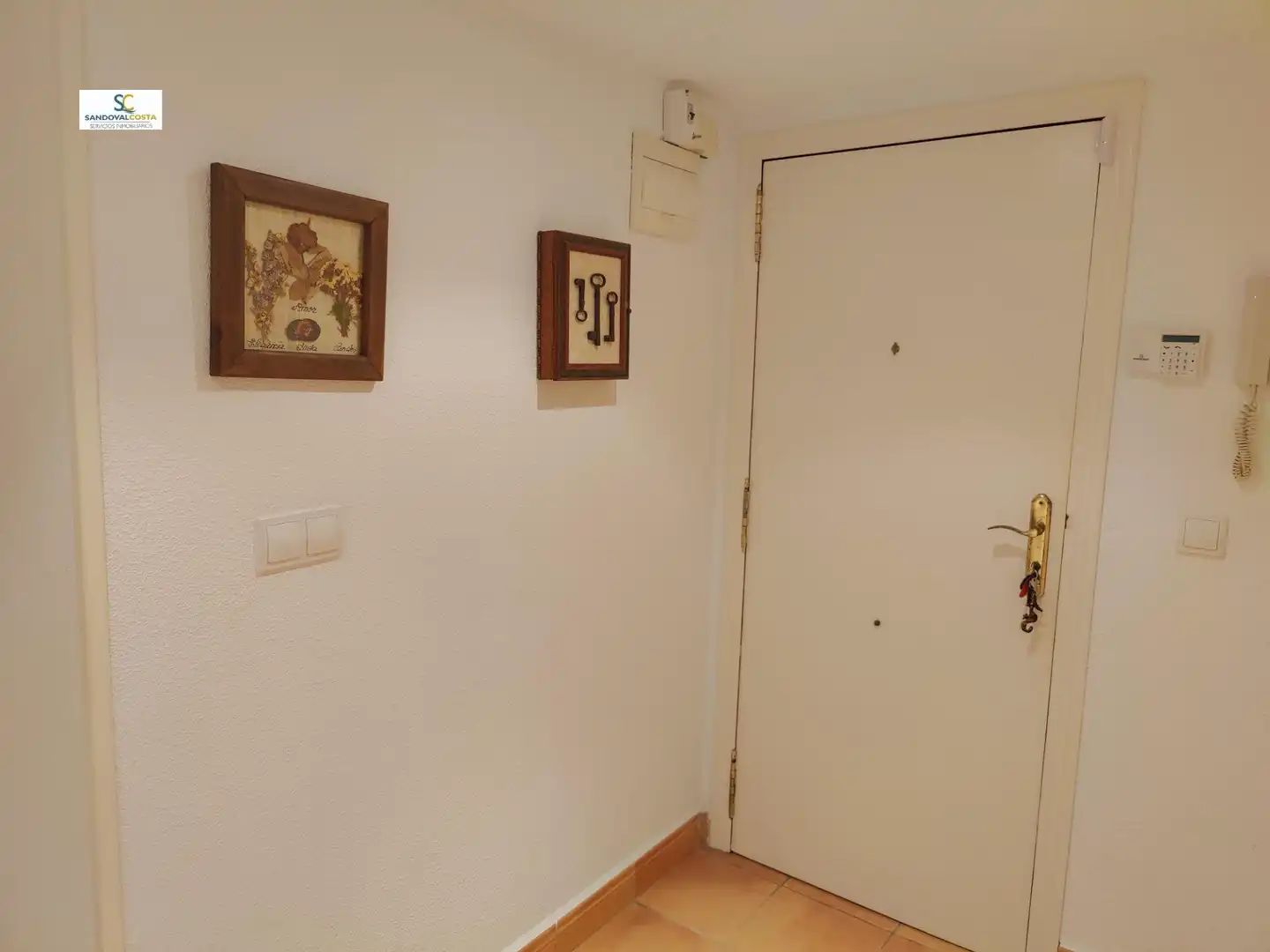 Wohnung zum Verkauf in Alicante / Alacant mit Klimaanlage und Gemeinschaftspool