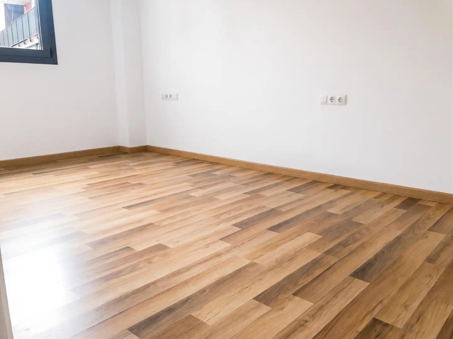 Piso en venta en L'Hospitalet de Llobregat con Aire acondicionado, Calefacción y Jardín privado