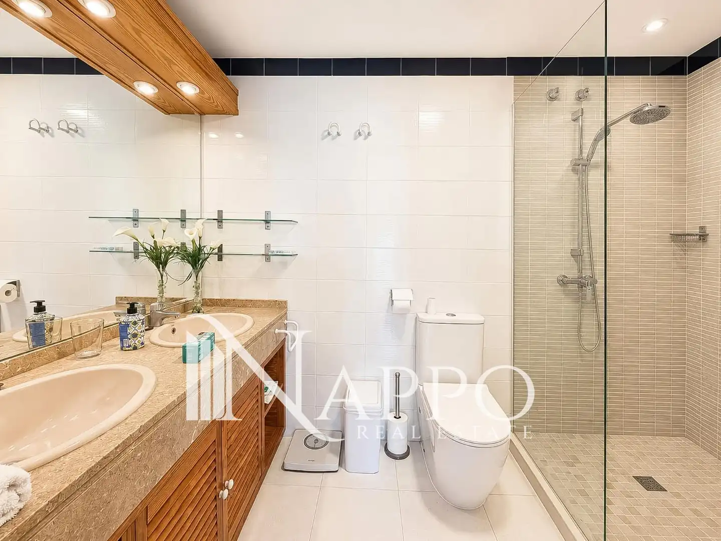 Bathroom of Flat for rent in  Palma de Mallorca  with Air Conditioner, Heating and Terrace
