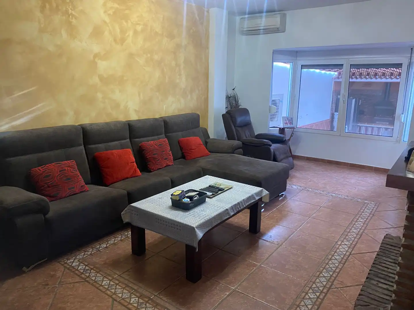 Sala de estar de Casa o chalet en venta en Cártama con Aire acondicionado, Trastero y Piscina
