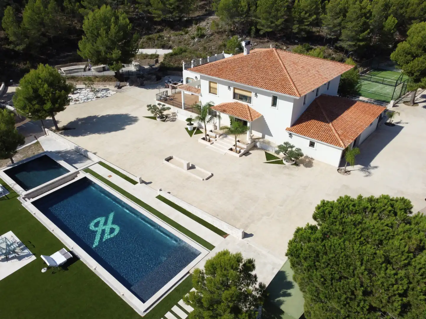 Piscina de Casa o chalet en venta en La Nucia con Jardín privado, Terraza y Piscina