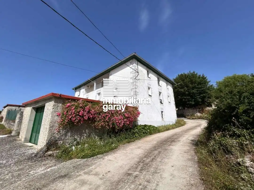 Haus zum Verkauf in Junta de Traslaloma