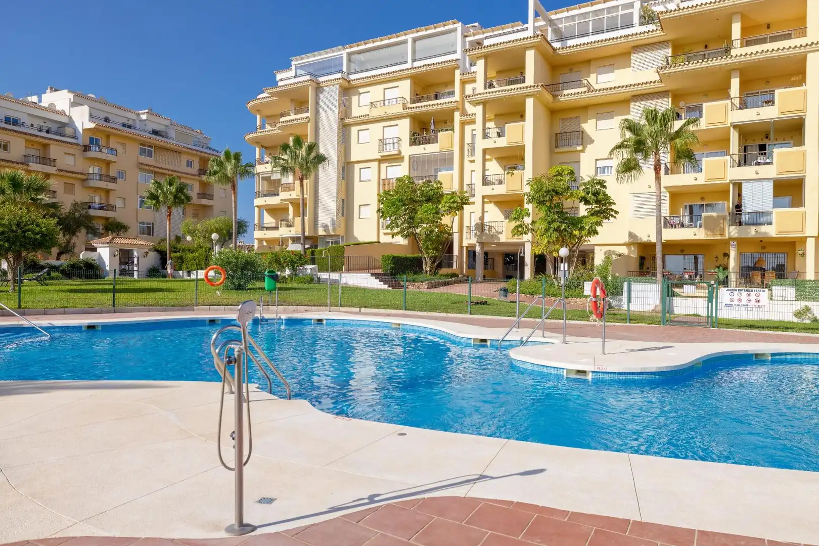 Exterior view of Flat for sale in Mijas  with Air Conditioner, Terrace and Storage room